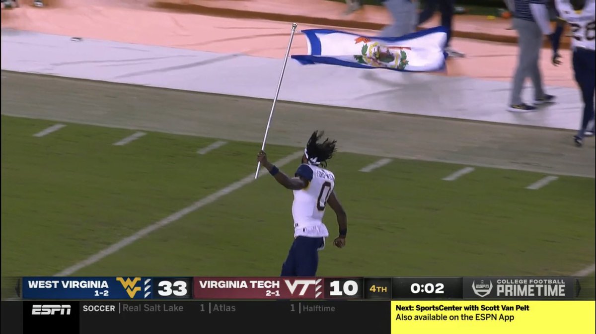 no_context_wvu's tweet photo. https://t.co/v7USQNj48F