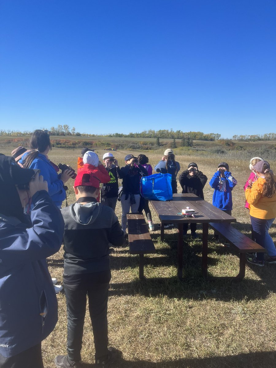 GarnerLarissa's tweet photo. Back out on land! It was a beautiful day and our land based program grew to 2 classes. Thanks @LaceyWeekes and Mya from @NatureSask #landbasedlearning #cougarawesome @RegPublicSchool @CentennialSchoo https://t.co/yRYpQjUm4L