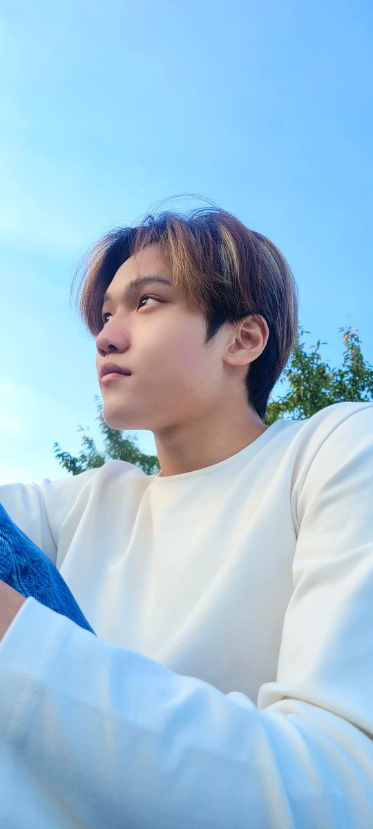 Cherrybearjr's tweet photo. Hi everyone ʕ⁠ ⁠ꈍ⁠ᴥ⁠ꈍ⁠ʔ
 Have you seen this handsome boy in the photo? 
It's just that I lost ʕ⁠´⁠•⁠ᴥ⁠•⁠`⁠ʔ
@McndOfficial_
#MCND #엠씨엔디 #MINJAE #GEM https://t.co/xv3XExH7lR