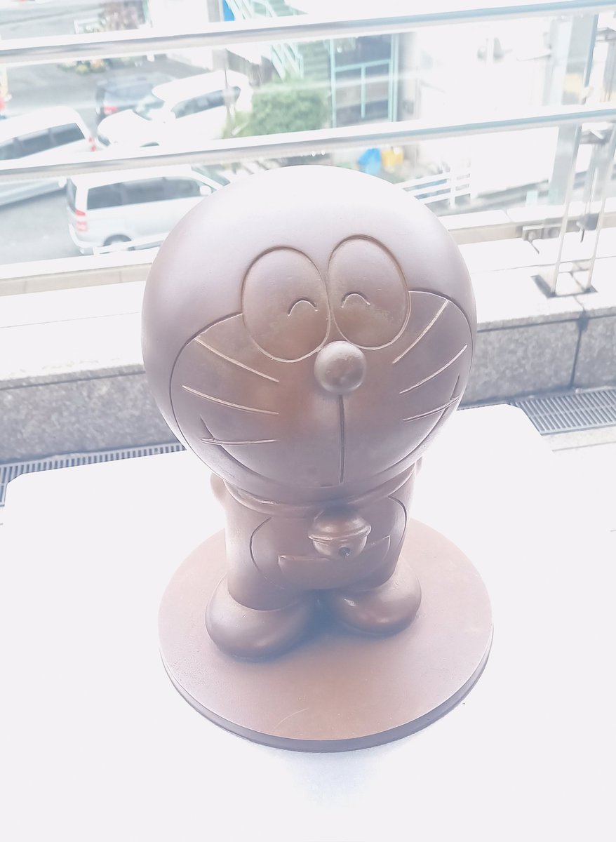 「久しぶりに挨拶した気がする。いつも通り丸くてかわいいね 」|とりか🌕 4/2スーパーヒロインタイム委託参加のイラスト