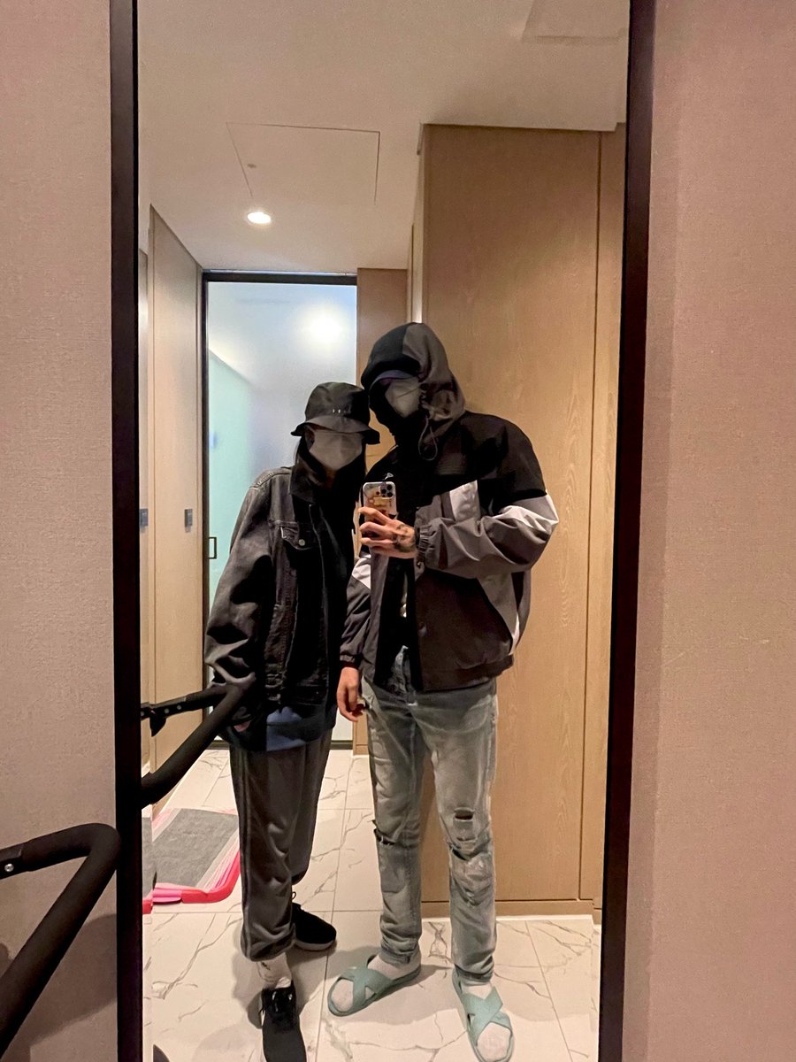 RAVIPhilippines's tweet photo. 김라비 WEVERSE UPDATE | 09.23.22
-

Family trip ❤️

*rough trans 
#라비 #RAVI #RAVIPH
@RAVI_GTCK https://t.co/MXbmujIi6J