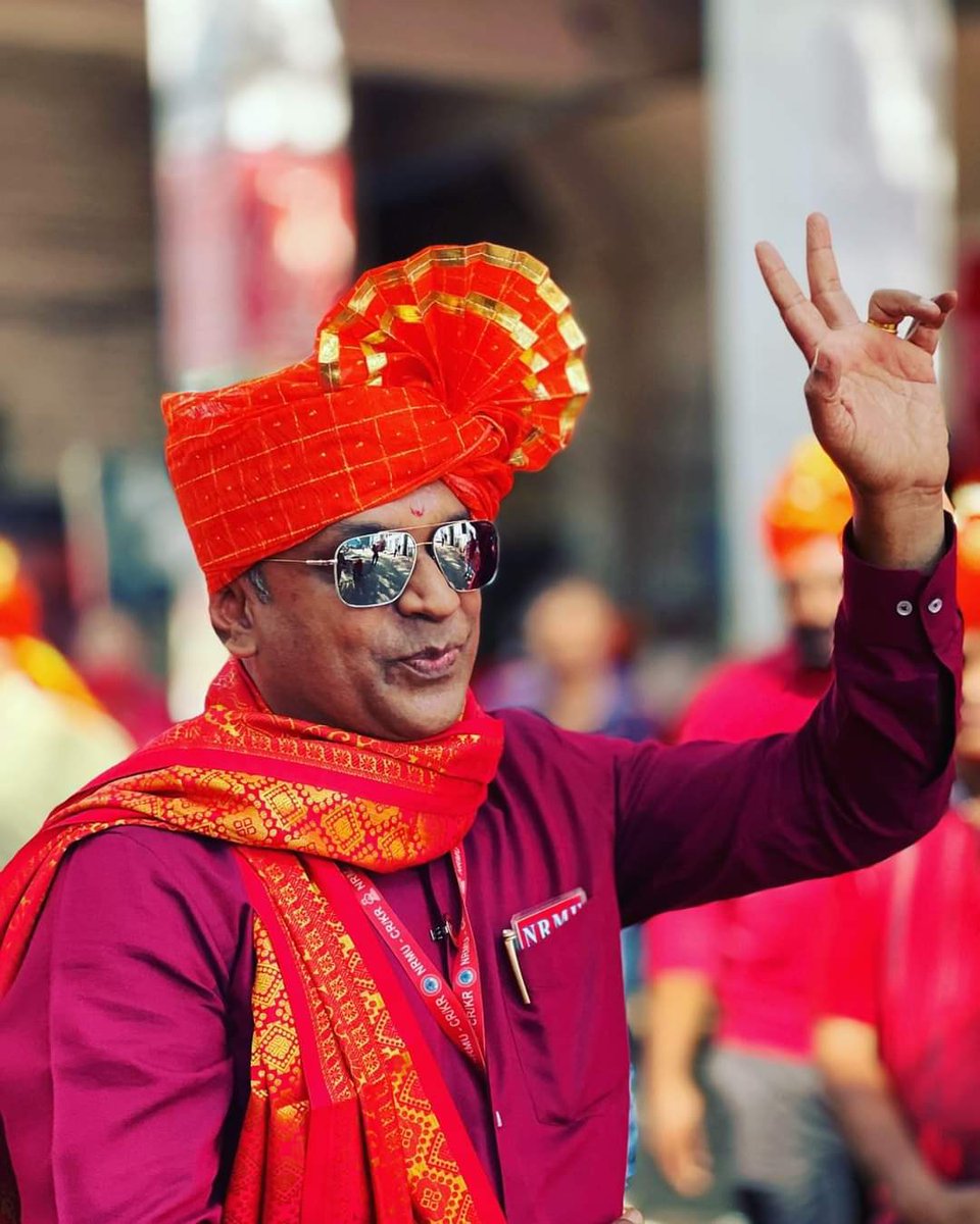 harshbh93's tweet photo. 23rd September…the most precious day when we celebrate the birthday of our leader COM.VENU P NAIR SIR🚩wishing the best leader Indian railways ever had ….head of our NRMU family @venupnair_nrmu …happy birthday SIR ..Lal salam 🚩🚩 https://t.co/1ISr7CDvGA