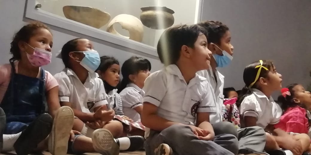 MUSEOGALAPA's tweet photo. MUGA educativo!✨ https://t.co/YmWBTpvX70