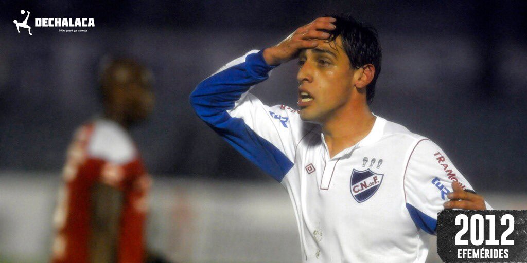 DeChalacaFutInt's tweet photo. La ‘Garra del Oso’ había caído 0-1 en el Reina del Cisne, pero esa noche en Montevideo midió al cuadro tricolor y le asestó un contragolpe mortífero a 12’ del final para así clasificar a octavos por goles de visita

⚽️ Adrián Luna; Jonny Uchuari, Walter ‘Mamita’ Calderón https://t.co/qrr0NN52GU