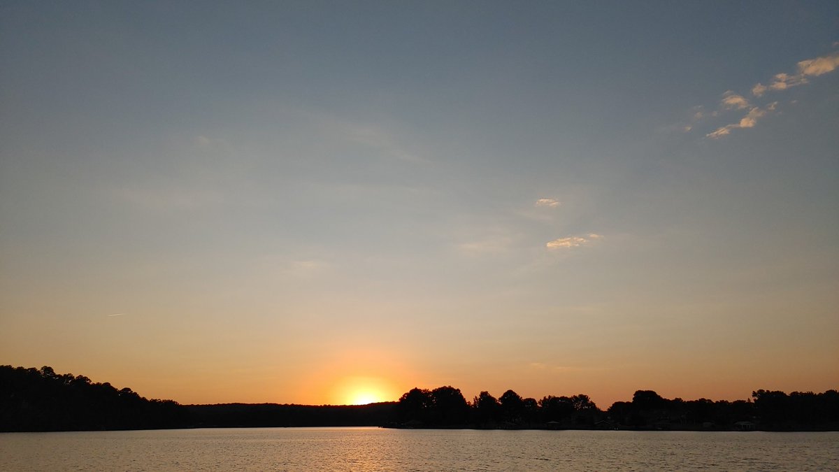 crawfordAballa's tweet photo. Lake Tuscaloosa @spann https://t.co/zwNCB3pfKD