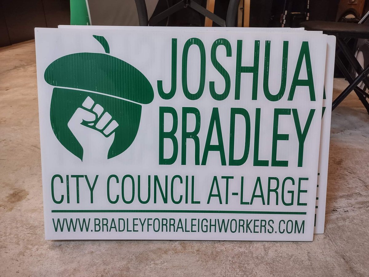 bradley4raleigh's tweet photo. We're here at @Schoolkids and are looking forward to seeing y'all! Come by, hear some local musicians, and grab some signs. See you soon!

#bradley4raleigh #ralpol https://t.co/o8gsXkan3O