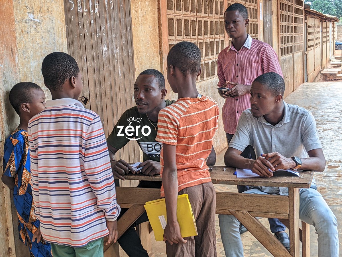 soucizero's tweet photo. Jour 2 - « L'excellence » / Djagblé 2022
Séance d'évaluation des élèves 📝sur les enseignements de la première journée📚
#Miabeeducation #Lexcellence #Djagble_2022 https://t.co/8ag8jFy633