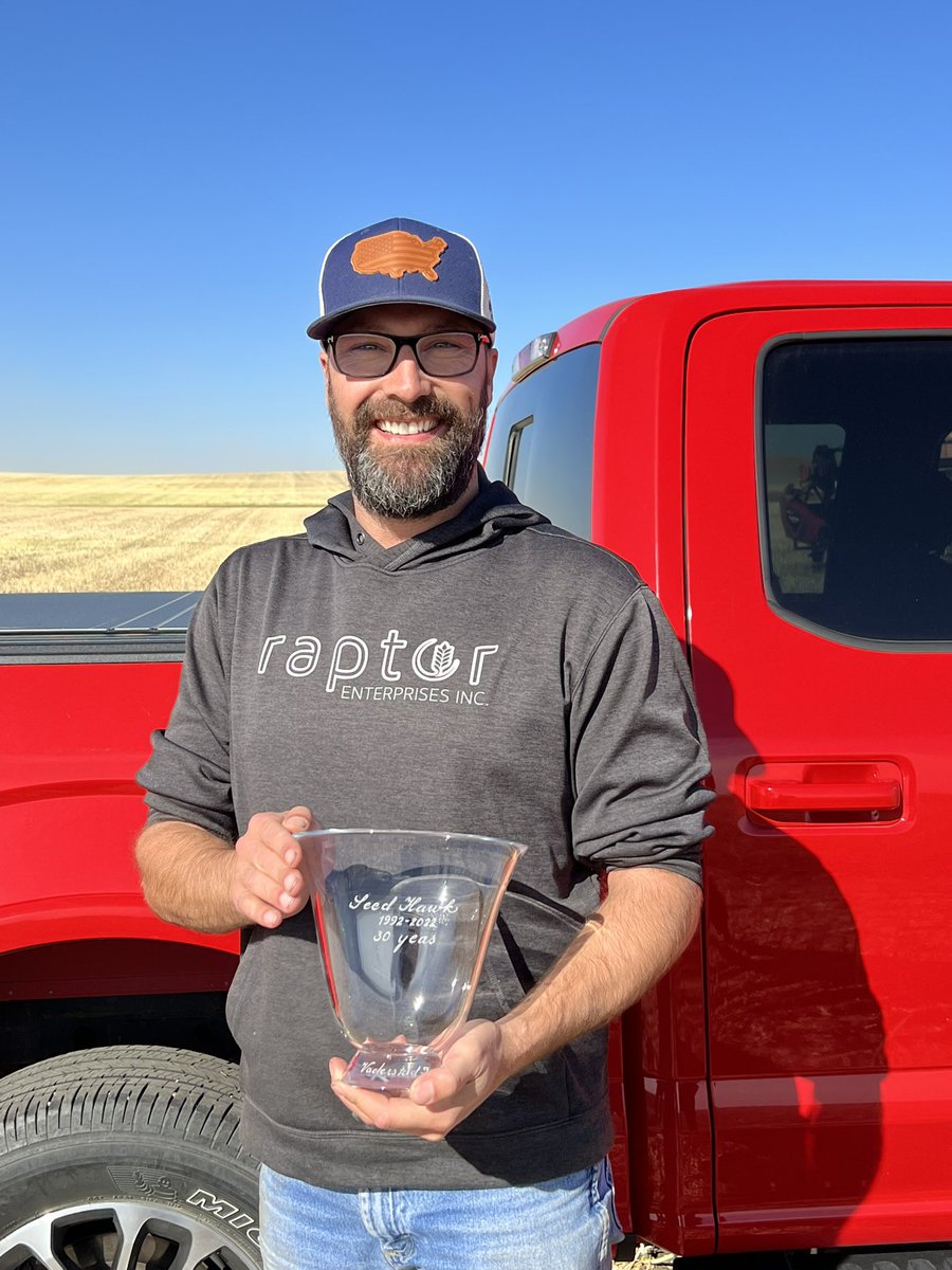 Bit of nostalgia today as we present <a href="/raptorent/">Dallas Simmonds</a> with a gift to commemorate 30 years as a loyal <a href="/vaderstad/">Väderstad</a> Seed Hawk customer.  It has been our pleasure to serve you through the years.  Thank you, and all the best in your next chapter. <a href="/VaderstadNA/">Vaderstad North America</a> <a href="/RedheadEquip/">Redhead Equipment</a>