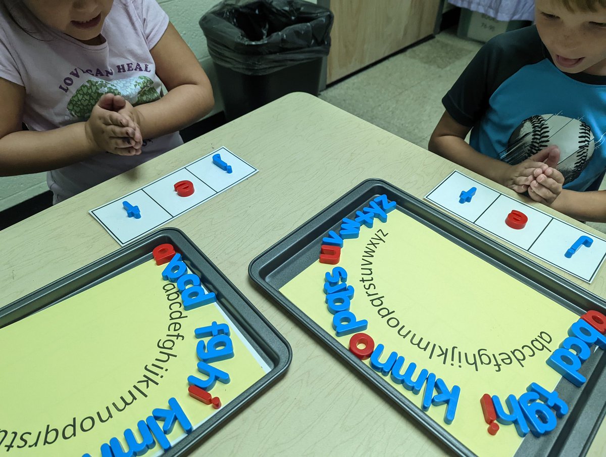The students are working hard on decoding skills with all of the new letter sounds they know! Getting to play a role in the kids growing as readers is such a blessing! ❤️📚 <a href="/Creeksidetweet/">Creekside ECS</a> #WEareLakota #NeedtoSucceedCECS