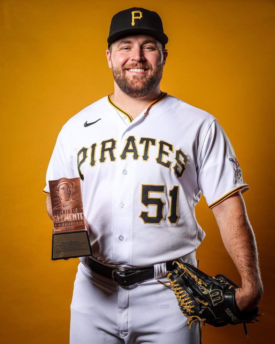 Pirates's tweet photo. David Bednar received his 2022 Roberto Clemente Award tonight!

Vote for David: https://t.co/k46EIfa4wn https://t.co/N2VIeS9k9w