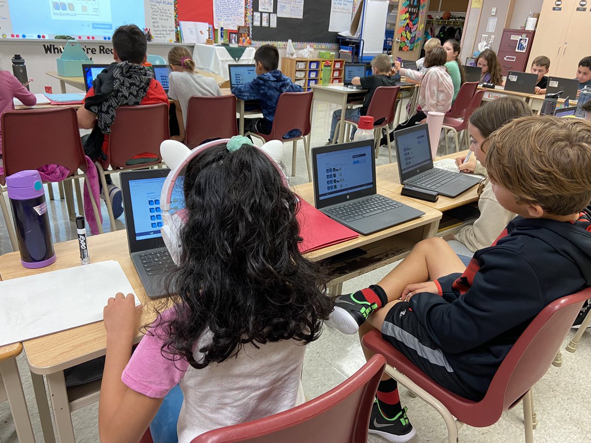 Fernandes4s's tweet photo. We loved reviewing our number concepts by playing Game Shows on @knowledgehook ! https://t.co/oLLjNvjFwq