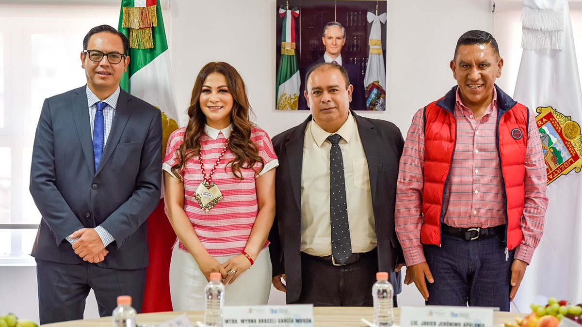 MyrnaGarciaMx's tweet photo. 💜 Agradezco de manera personal e institucional al Cabildo de #SanFelipeDelProgreso y al presidente municipal @JavierJeronimoA por la invitación a la #SesiónOrdinaria en la que rindió protesta José Ángel Hernández Cárdenas, como #DefensorMunicipal de #DerechosHumanos. https://t.co/d5UT7LEqVW