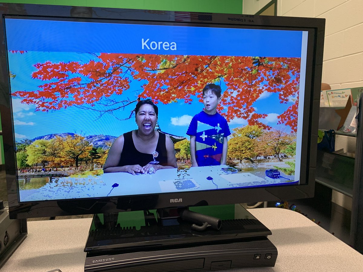TXCounselor22's tweet photo. Traveling Thursday’s with a Bradley Bear! Here’s the fun fact of the day. Kiddos in Korea have to pass a chopstick test in school.  #learnsomethingneweveryday #BradleyCISD https://t.co/fFsyABwH01