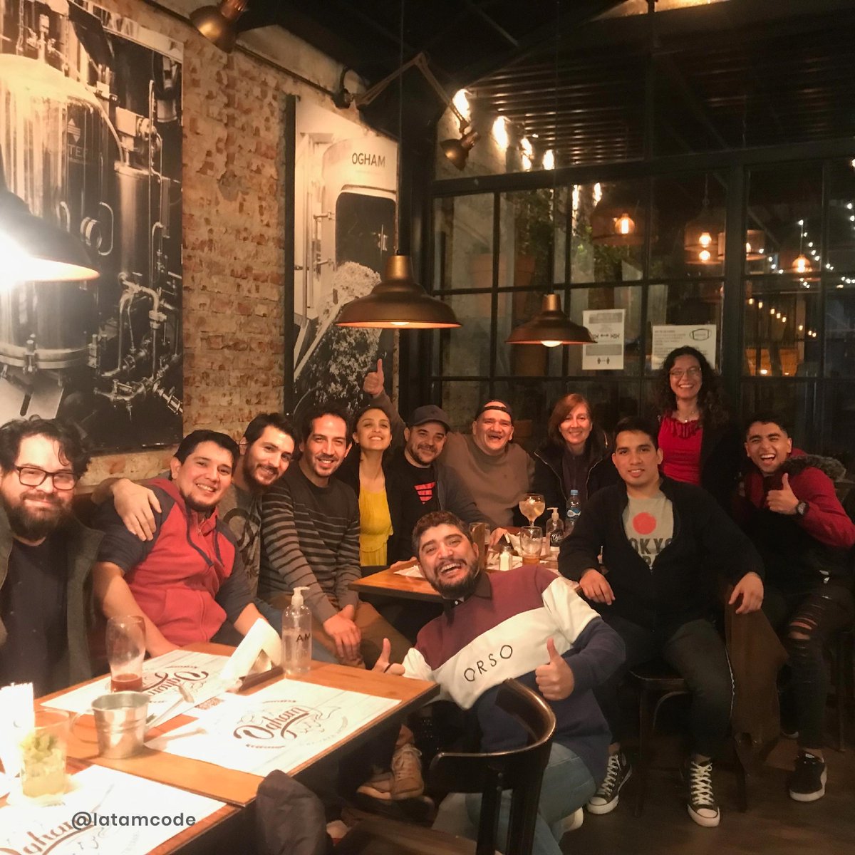 wearelatamcode's tweet image. ¡Celebrar el Día del programador! 🍻 
“Trabajar en equipo es la habilidad de trabajar juntos en pos de una visión en común. Es el combustible que hace que gente común logre resultados extraordinarios”.— Andrew Carnegie, filántropo e industrial escocés-estadounidense 💙