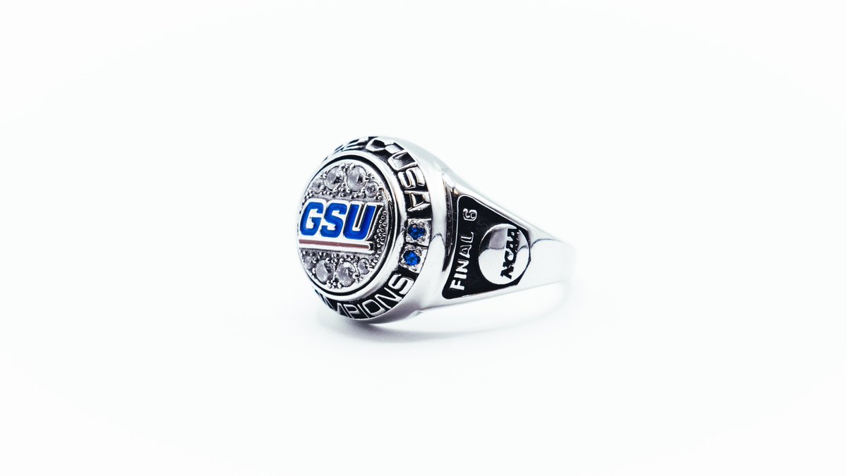 GSU_BeachVB's tweet photo. 𝙎𝙤𝙢𝙚 𝙧𝙚𝙖𝙡𝙡𝙮 𝙣𝙞𝙘𝙚 𝙩𝙝𝙞𝙣𝙜𝙨 💍

#OurCity https://t.co/BldpmjPYwF