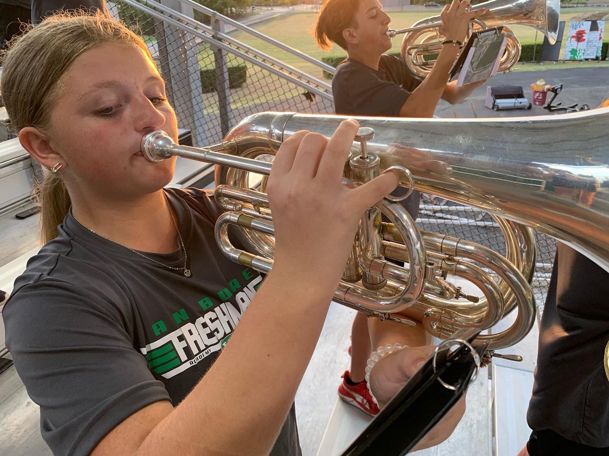 VBband1's tweet photo. And we are LIVE with the INCREDIBLE Van Buren Freshman Academy Band! @VBSDActivities @VBSDPointers @DrJVanBuren https://t.co/GIwNhS3Vcu