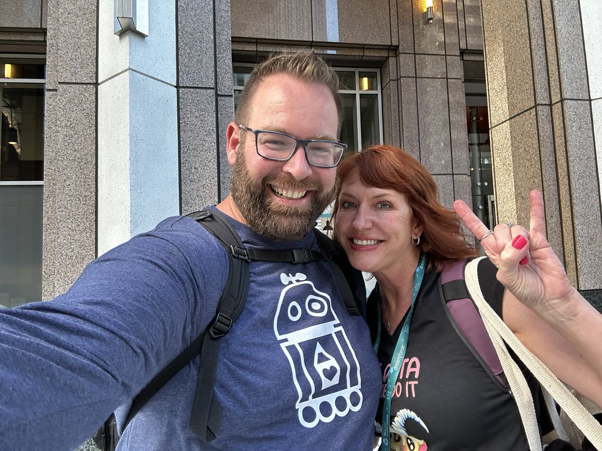 #OneCommunity

<a href="/SFBATUG/">SF Tableau User Grp</a> <a href="/ForceDevMeetup/">Bay Area SFDC Devs</a> 

<a href="/AnyaAHearn/">Anya A'Hearn</a> #df22