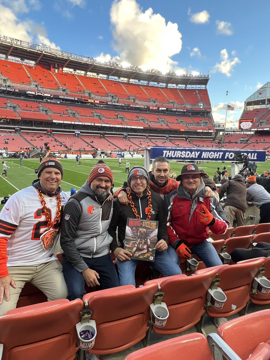 Theshvets's tweet photo. #pittvscle https://t.co/NLe7JCwftC