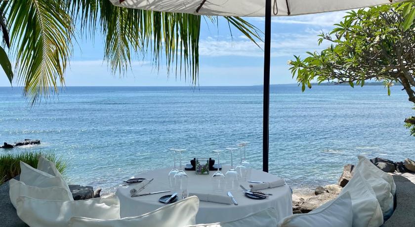 balihomevilla's tweet photo. #BaliHomeVilla #ArtsOfLiving #ArtsOfWedding #BaliVillaVenue #BeachVilla #BaliVilla #Bali #Photograph #BeachFront #BaliLiving #BaliVillaRental #BaliWeddingProposal #LombokWeddingProposal #JimbaranVillas #UluwatuVillas #CliffVillas #LombokVillas https://t.co/PcARijIEOo https://t.co/rmpXgQJsFz