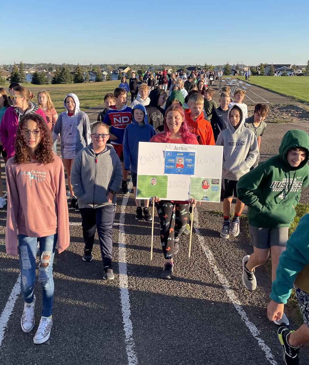daffheid's tweet photo. It was Horizon’s 7th gr Walk for our Buddies with Down Syndrome. (Aka Jernie’s favorite day of the year😁)  I’m so thankful for #learnbps and the commitment to inclusion.  Photo credit to yearbook staff, Julia 🤩 https://t.co/t3rQj3gUXZ
