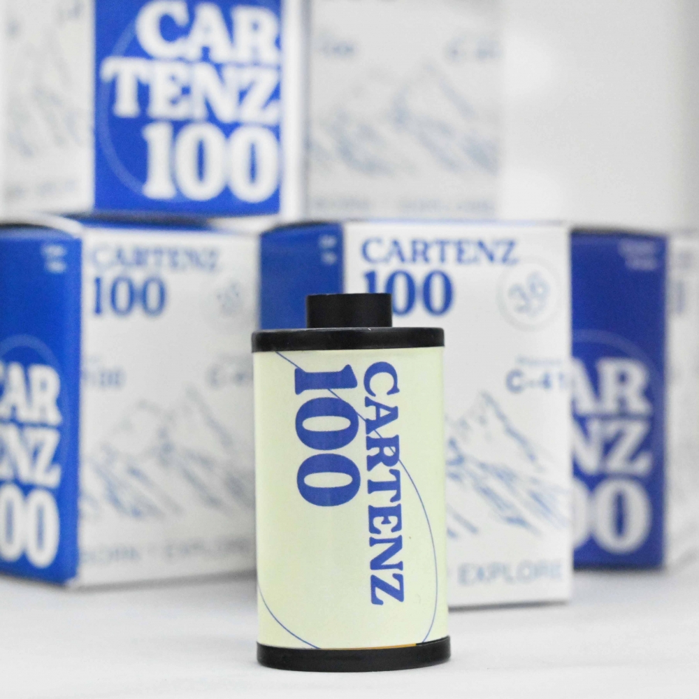 champcamera's tweet photo. 映画用フィルムを元に作られたインドネシアの現行カラーネ EXPLORE FILM CARTENZ 100 135-36exp。独自な発色と空気感をお楽しみいただける1本です。
By #港北ニュータウン
#film #フィルム #EXPLOREFILM #CARTENZ100 #ISO100
https://t.co/WFEr6LpXcy https://t.co/69C2p9Oucq