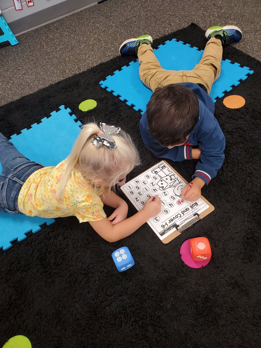 MissDauby's tweet photo. We had a lot of fun learning how to play a new math game today! 🎲#WeAreMG https://t.co/0JoJeBoTDZ