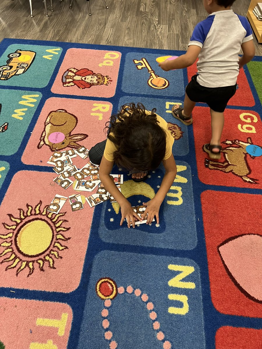 tinacruickshank's tweet photo. @ForestLnAcademy staff was #AllInSync tonight for Literacy Night! Thank you staff for your hard work! #risdbelieves #risdgreatness #FLAinsync https://t.co/q6v8Ki2Ton