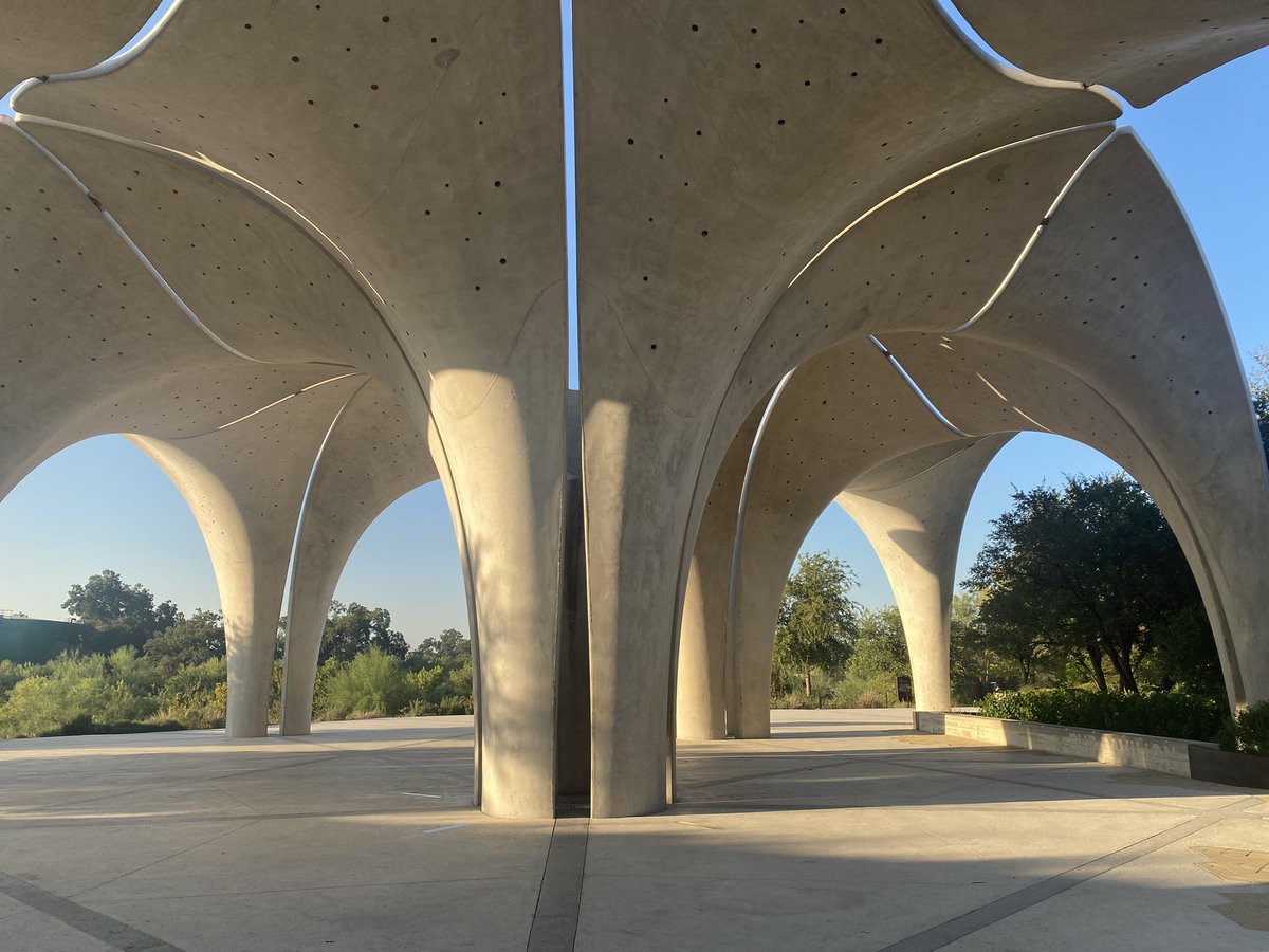 TeachRejoice's tweet photo. What a beautiful day to learn and explore at Confluence Park. Thank you Tessa and @ESCRegion20 for our first PK PD in the park. We look forward to meeting and learning more in October. 🌳🌿🌱 #alwayslearningandgrowing https://t.co/JphdU1GyTr