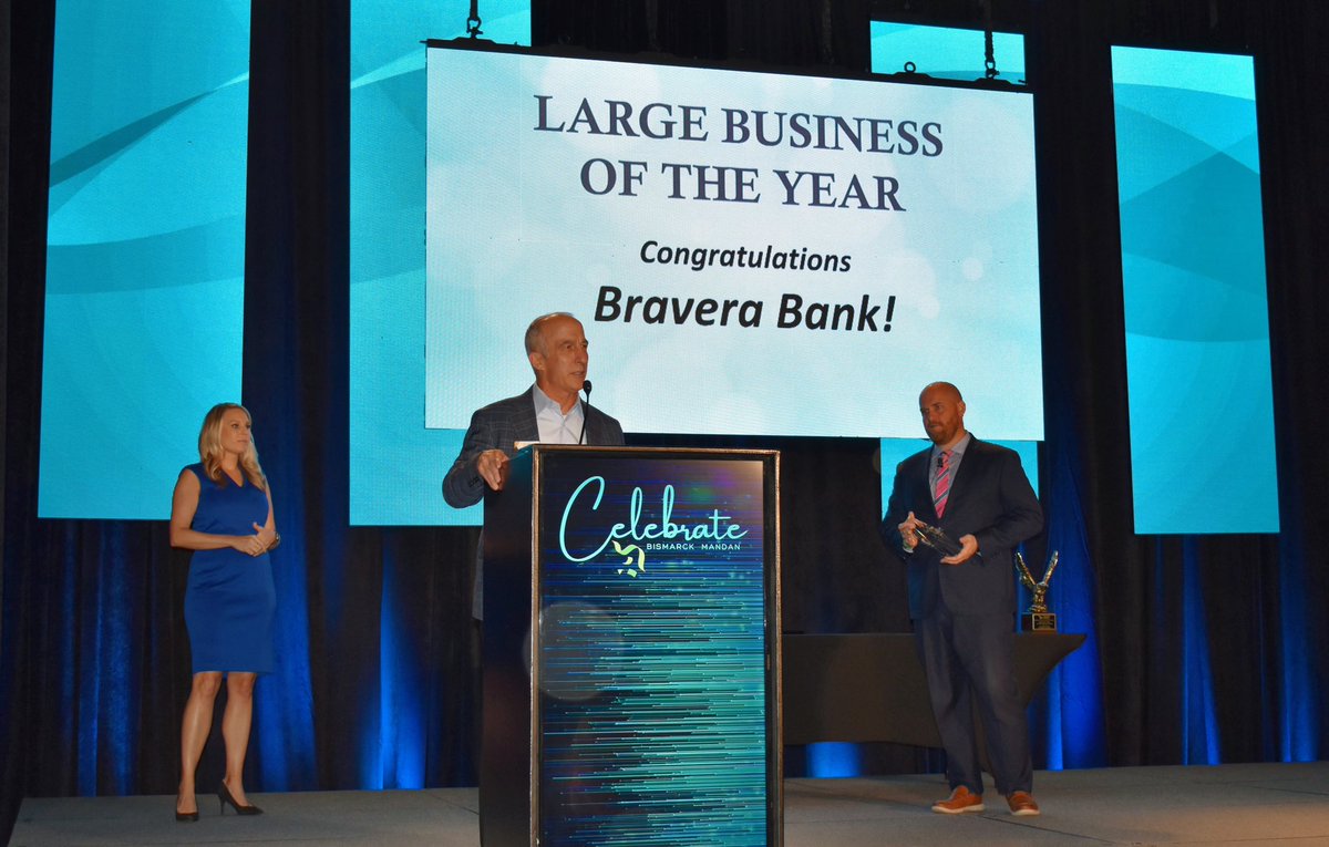 bismancedc's tweet photo. Congratulations to @braverabank for being awarded Large Business of the Year! #CelebrateBismarckMandan https://t.co/dhyZ6tiPau