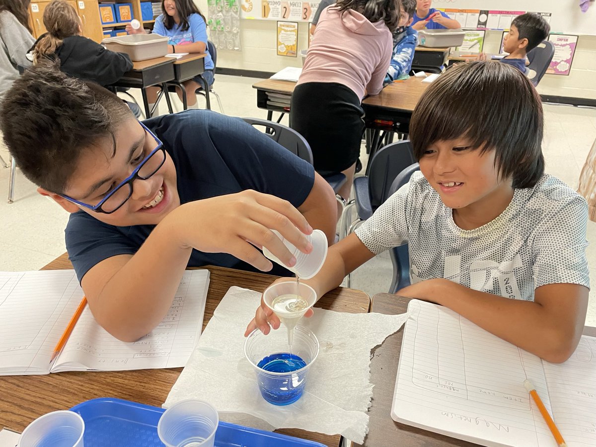 MelissaScalise1's tweet photo. The important thing is to never stop questioning.    -Albert Einstein      #rocketpride @Rockets120 https://t.co/HEyoYjf8W9