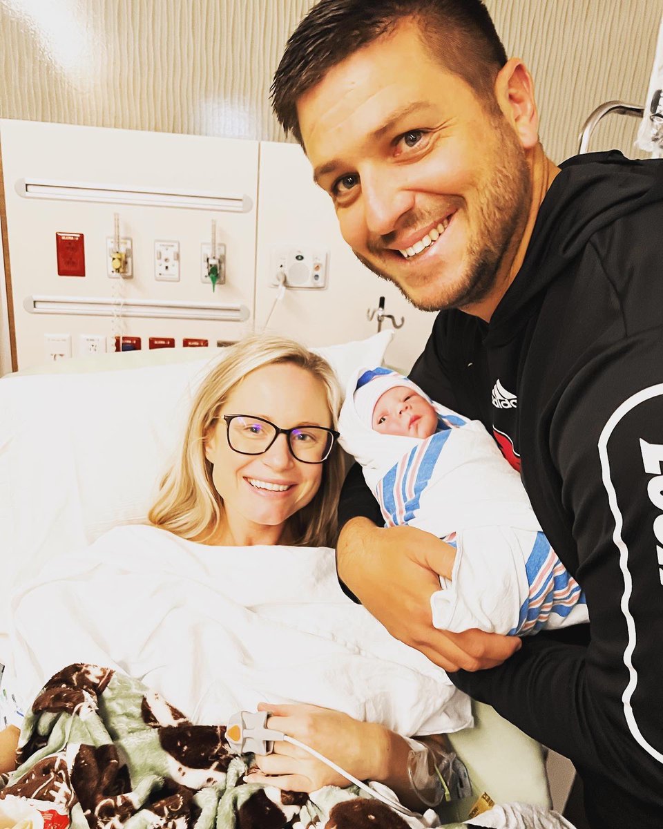 Coach_Conner's tweet image. @aimeeb_conner &amp;amp; I are so Blessed to call this little man our son. Kix James Conner decided to make an appearance September 19th at 11:54 pm. I can’t say enough about my wife. Day started at 5:15 am and what a warrior she was all day.