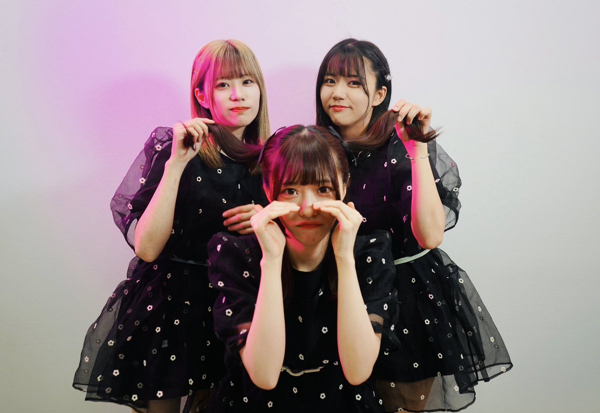 Retoucher18's tweet photo. 今日はついに、clubasiaでの透明写真2ndワンマンライブです！！

りん、ゆあ、みおちゃんは、必ずかっこいいステージを見せてくれると思います。

参加される方は、３人に負けないように、最高のフロアを作りましょう！！

#透明写真
#futurelights https://t.co/f6CH49DChK