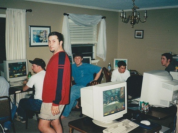 Retro Tech Dreams tweet media