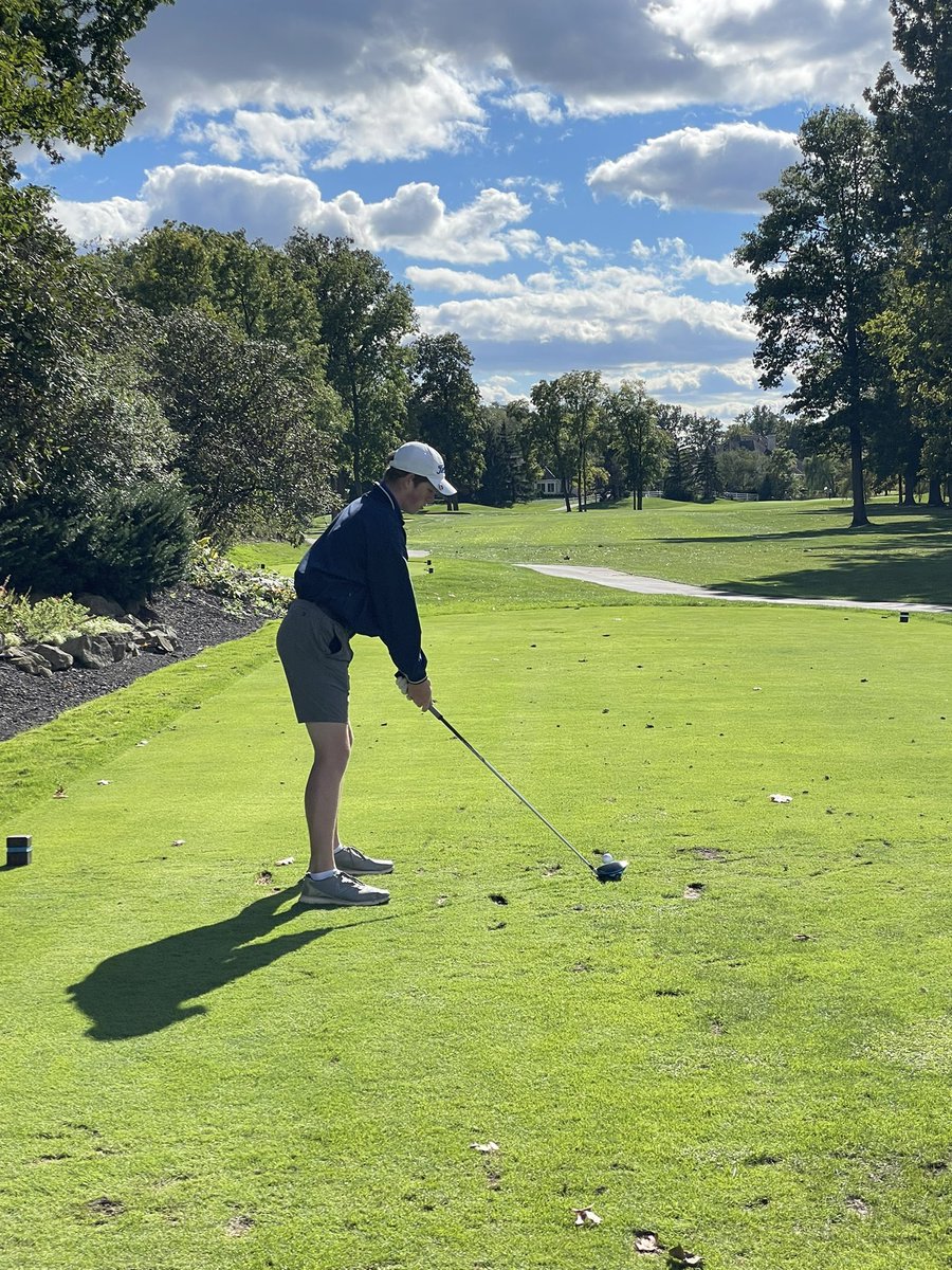 Congrats to Davidson and their seniors for winning the tri-match <a href="/HeritageGC/">Heritage Golf Club</a>!! Always a great day when all 3 Hilliard teams get together and play!! Thanks to all the administration for coming out to the course! Eli Duncan led the way for the Jags with a 40.