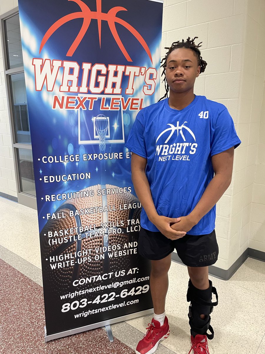 NextWright's tweet photo. Wright’s Next Level College Showcase - Russ White - 6’2 SF c/o ‘24 (Cardinal Newman) Slashing wing with a good mid-range game. Plays with a nonstop motor. @CoachTerry803 @TerryTlw33 @HTPro10 https://t.co/KyWuLRSK1D