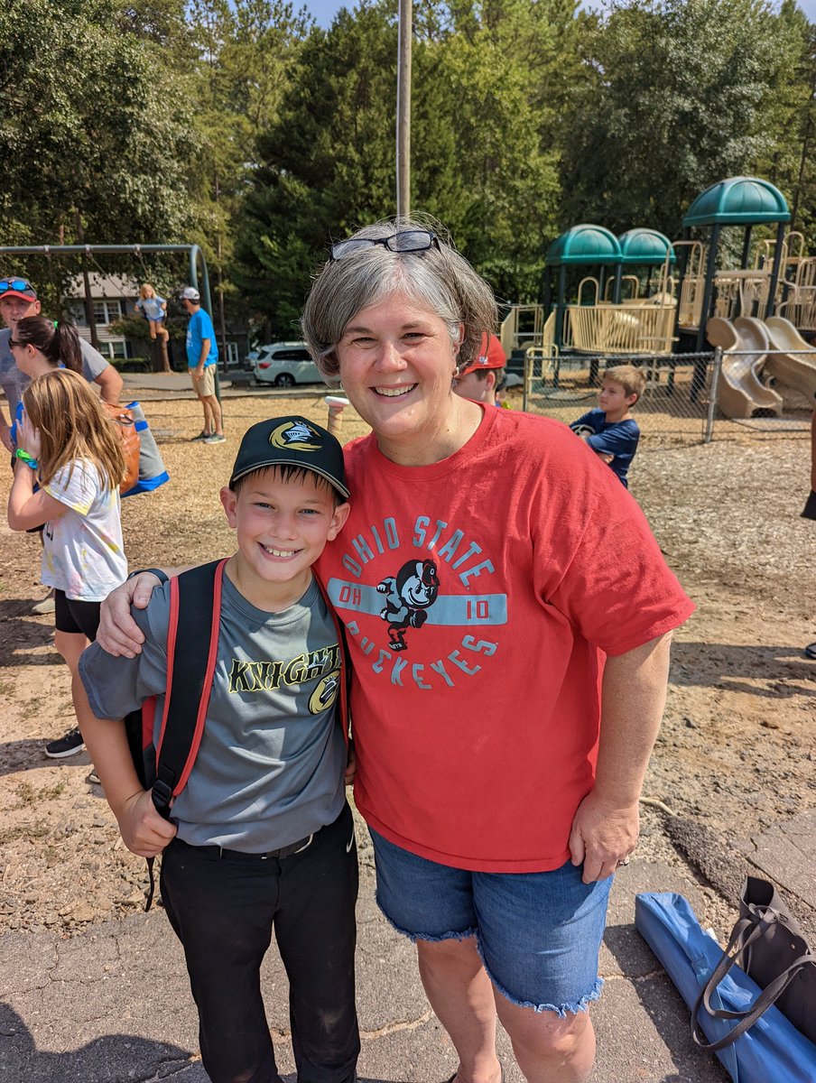 JaneenStarkey50's tweet photo. One of my favorite things to do...go watch my students do what they love outside of the classroom!!  #PanthersEngaged @PKESAdmin https://t.co/2wEKAs80gh
