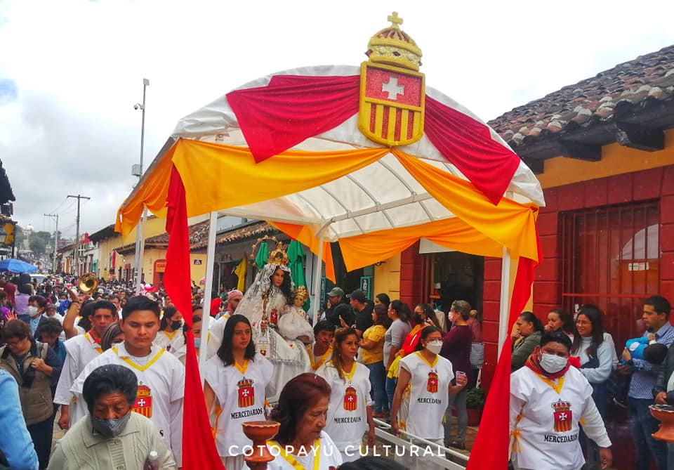 Cotopayú Cultural tweet media