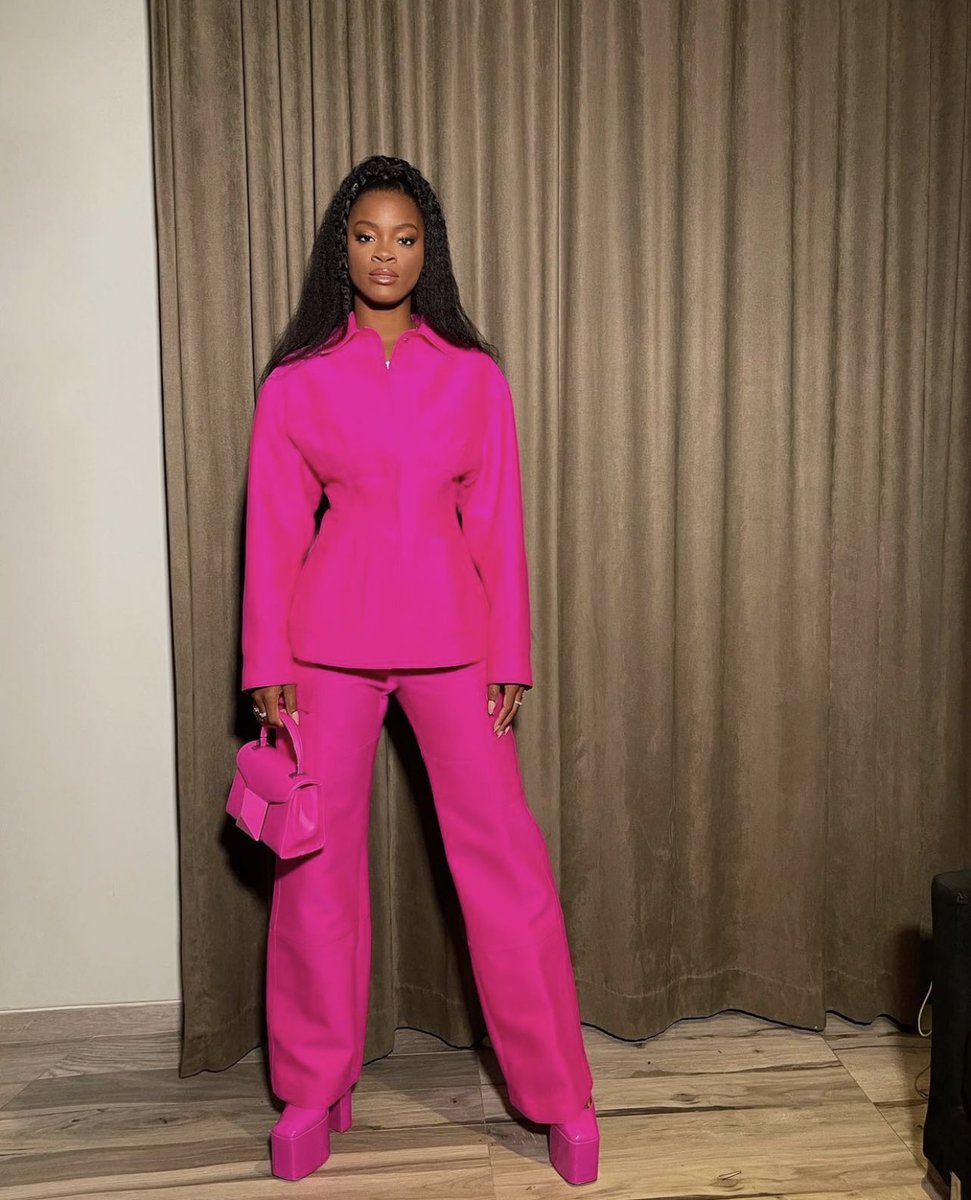 Ari Lennox in Valentino styled by Scot Louie.