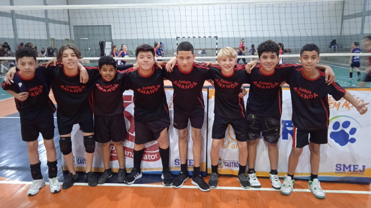 ArthurMirandaaa's tweet photo. Que seleça essa hein.
4° Lugar Vôlei de Quadra-Colégio Amanda
Valeu Piazada,Foi muito bom jogar com vocês,os melhores
Foram 4 dias intensos de jogo e que no final valeu muito a pena
#GoAmanda❤️🖤🤍 https://t.co/Jezx7UMm7U