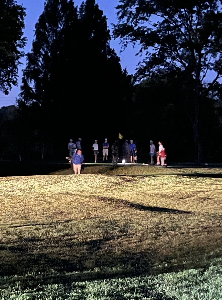 MadeiraGolfTeam's tweet photo. It was an awesome night, honoring our seniors with one final intrasquad scramble at Little Miami. Congrats to our senior team (caddied by their dads) who prevailed over the juniors in a one hole playoff! Thank you Seniors for 6 great years: Thomas, Luke, Jack, Grant, and Zach! https://t.co/eO50W91Sau