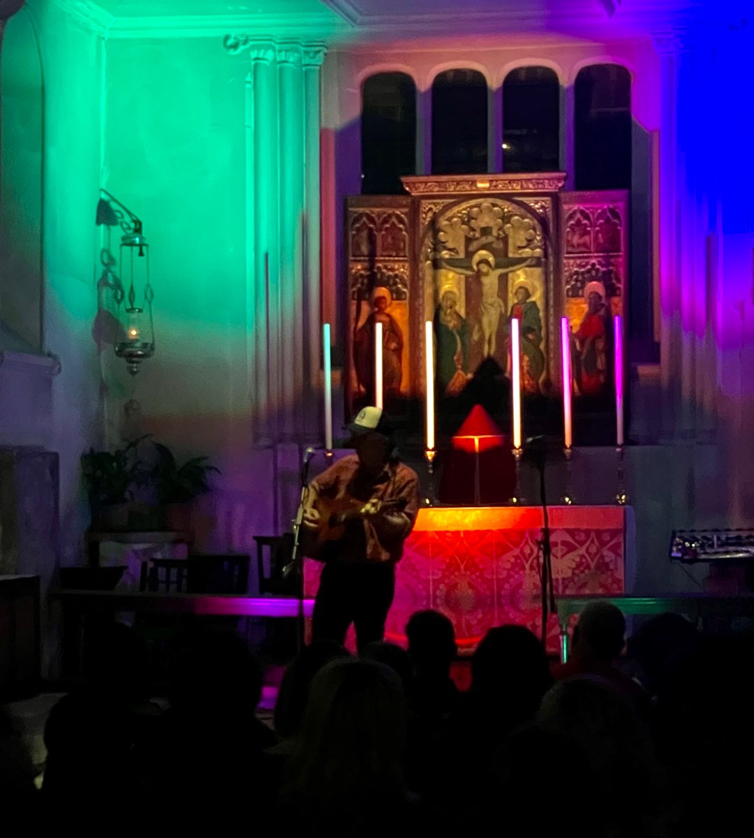 Live music belongs in sacred spaces. Here’s <a href="/darrenhanlon/">darren hanlon</a>  tonight at St Pancras Old Church, London. Blessed.
