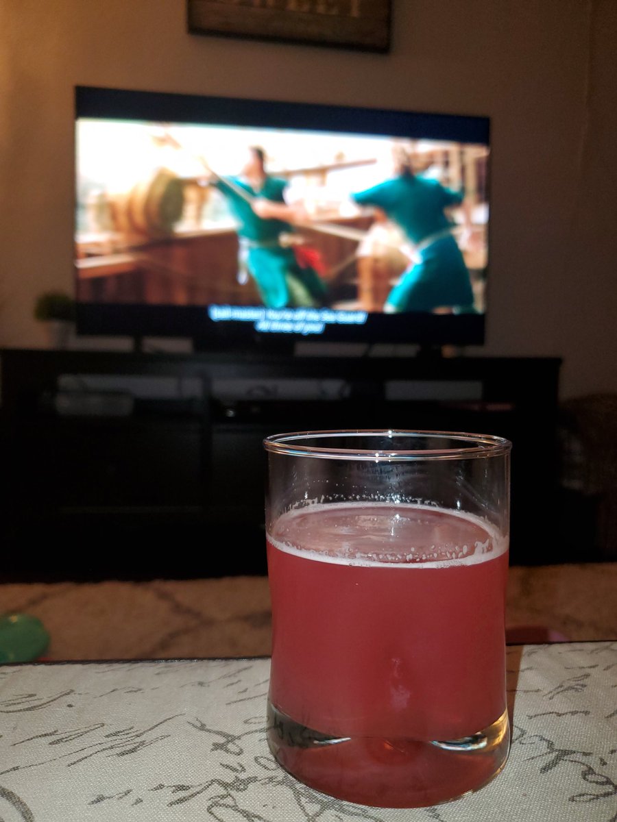 LotrParty's tweet photo. Let's do this thing. Episode 5 here I come!
#WatchTheRingsOfPower
#FoFWatchParty https://t.co/qWDF0hq2bx