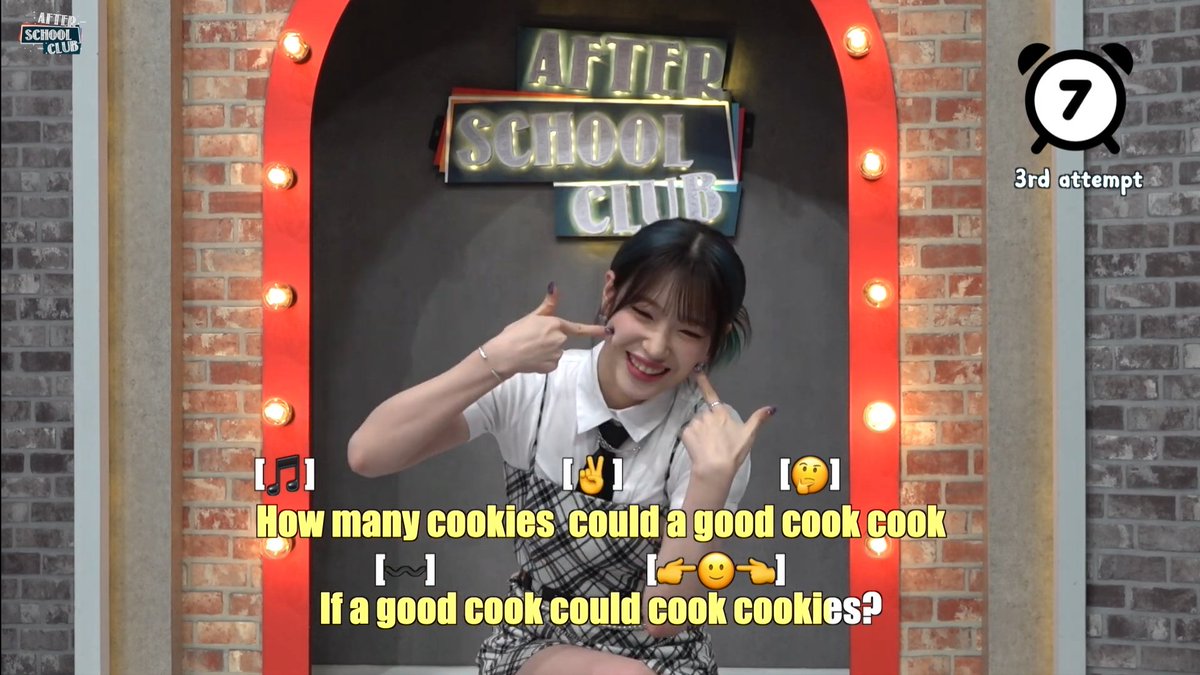 mincart_'s tweet photo. @arirang_ASC @RocketPunch i laughed at the part where suyun's tried the last attempt. she was about to win but she was laughing while reading the tongue twister, and at the end, she failed and started laughter so hard 😭 (yes, i have korean add)
#BehindASC
#ROCKETPUNCH_ASC https://t.co/ONNrlcE92d