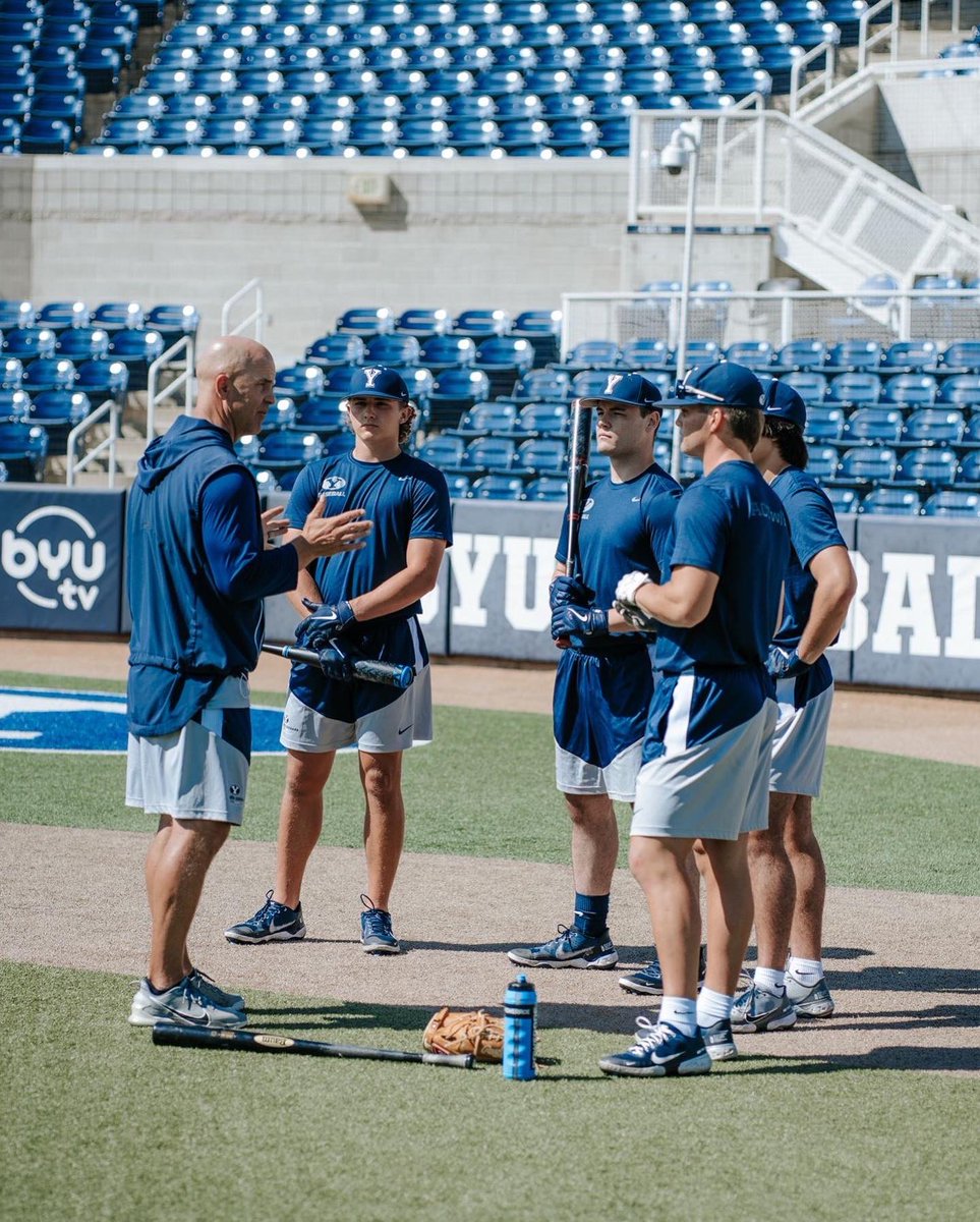 BYUBaseball's tweet photo. Our favorite days☀️⚾️  

#GoCougs #ActwithHonor https://t.co/OyznSZiiAi