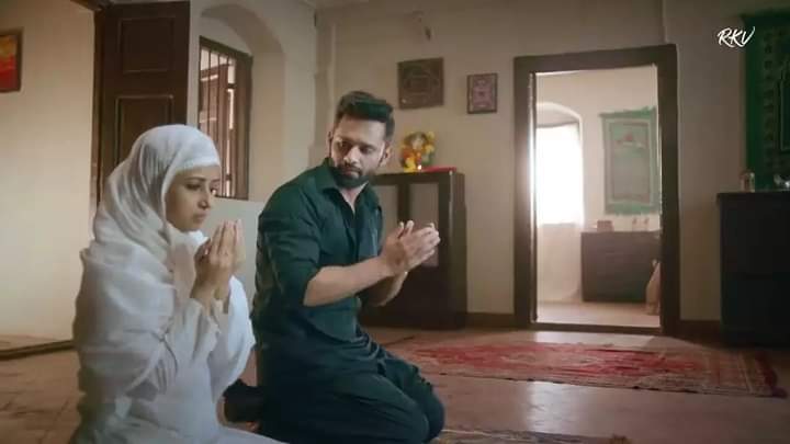 juhi_sabri's tweet photo. Happy Birthday @rahulvaidya23 Sir ๐๐
...
#sanaaminsheikh #RahulVaidya
#rahulvaidyarkv #sanasheikh
#musicvideo #jayaz
#instagramdown #sana
#HappyBirthday #HappyBirthdayRahulVaidya https://t.co/9TqwLiR4Es