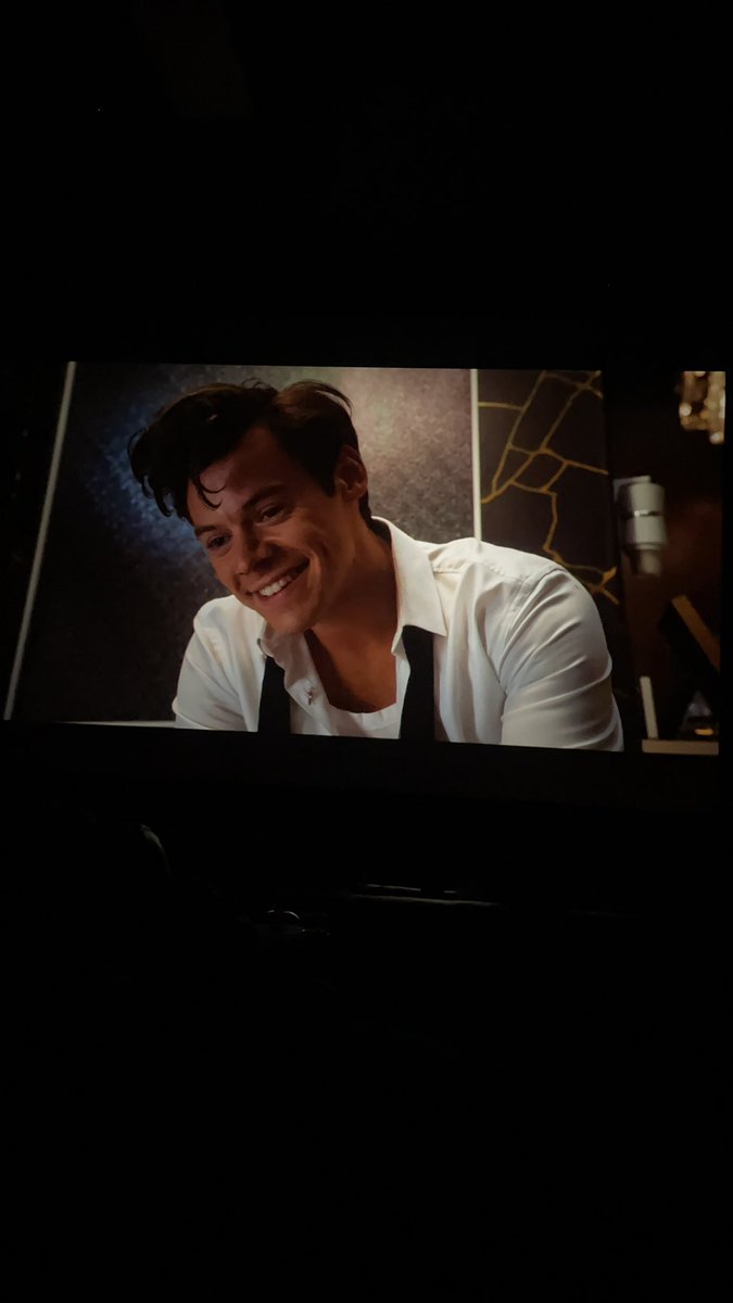 cherriesfilm's tweet photo. this man could gaslight the fuck out of me https://t.co/oCwsGeDwKp