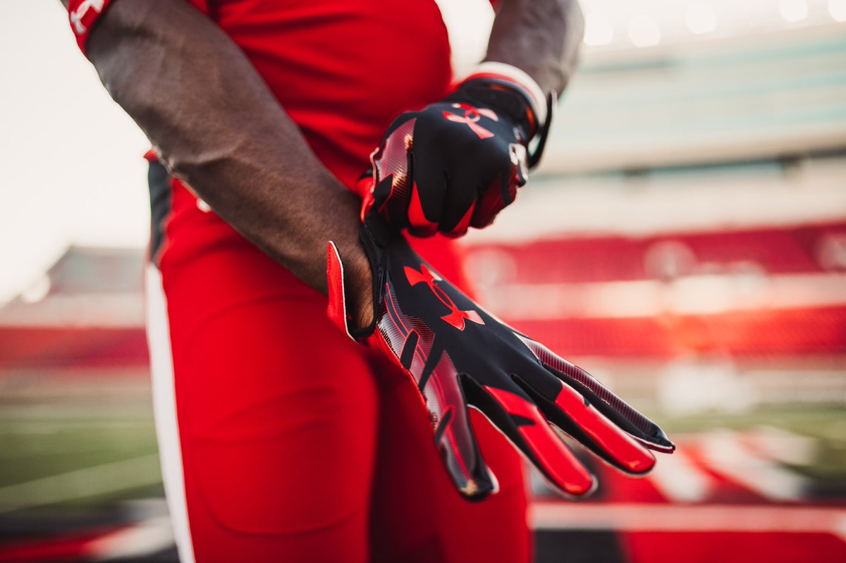TexasTechFB's tweet photo. Game 4 Ŧhreads ⚫️🔴🔴

#WreckEm https://t.co/TNXjtFA6aU