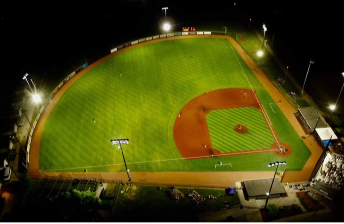 harrierbaseball's tweet photo. Hey! 

Want to be a college athlete? 

The Miami University Hamilton baseball team is holding a prospect camp on October 22nd for all high school players interested in the Harrier program.

Spots are limited, so sign up TODAY!!

https://t.co/GDpEEY18Sc https://t.co/drtRlMrlTJ