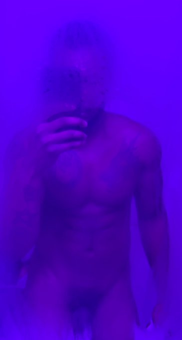 Feeling purple today https://t.co/ChvRzfcFv4<a href="/tag/dmvfreaks"class="tags"><span>#dmvfreaks</span></a>