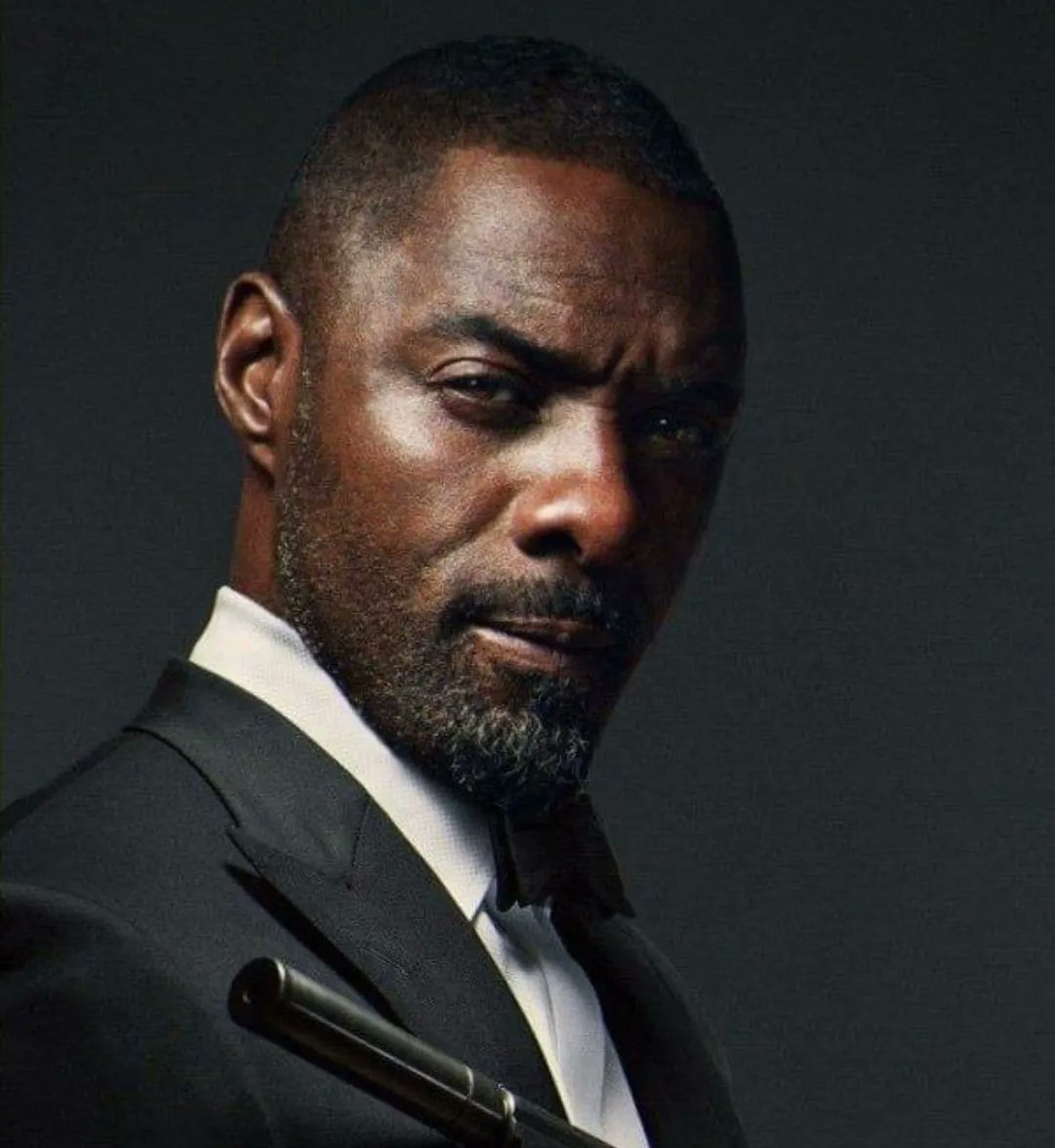 DungeonAndGeeks's tweet photo. ¿Si algún día ocurriese que confirman a #IdrisElba como el nuevo #JamesBond, recibiría tantas críticas como la nueva #Sirenita? 🤔🤔🤔🤔 https://t.co/9h8XepHYXV